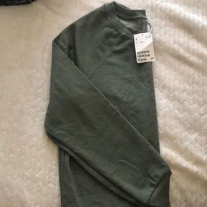 H&M olive green sweatshirt